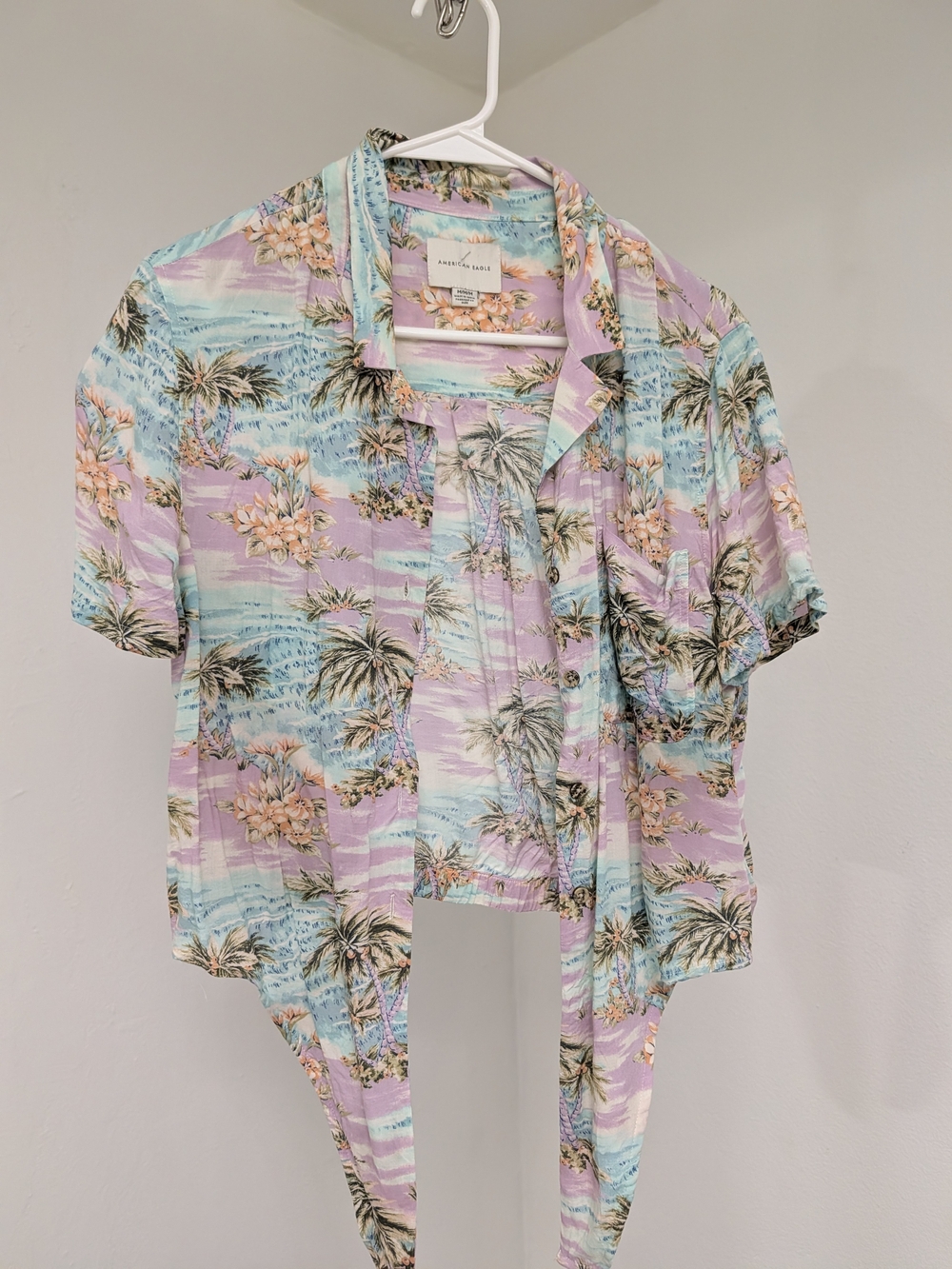 American Eagle Tropical Palm Tree Tie Front Crop Button Up Shirt (M)
